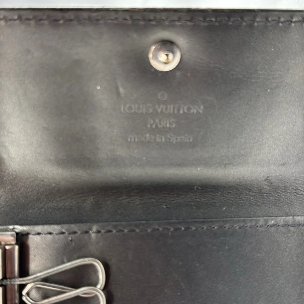 Louis Vuitton Key Holder Monogram Black Vernis Leather | Unisex | Pre-Owned |